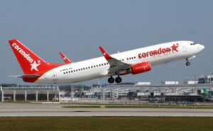 Boeing 737-800 - Corendon Airlines - Take Off