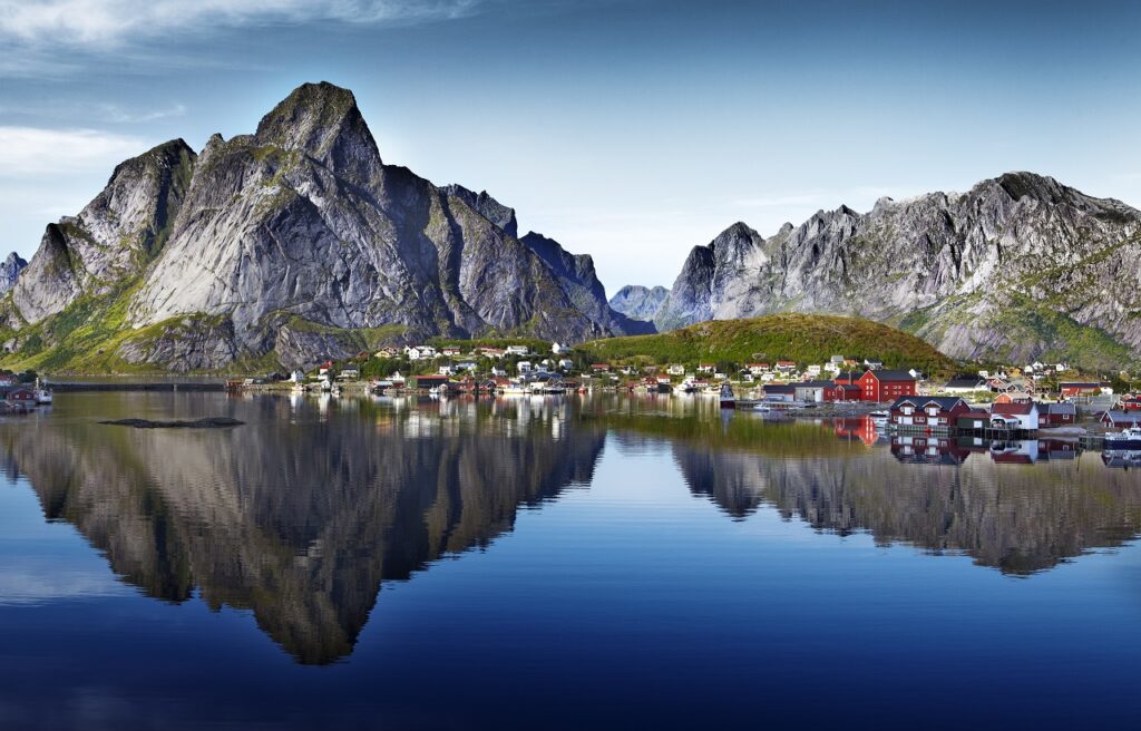 Reine - Lofoten - Reinebringen - Lofotveggen - Lonely Planet