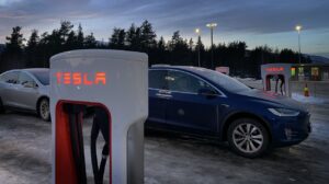 Ladestasjon - Elbil - Tesla - NAF