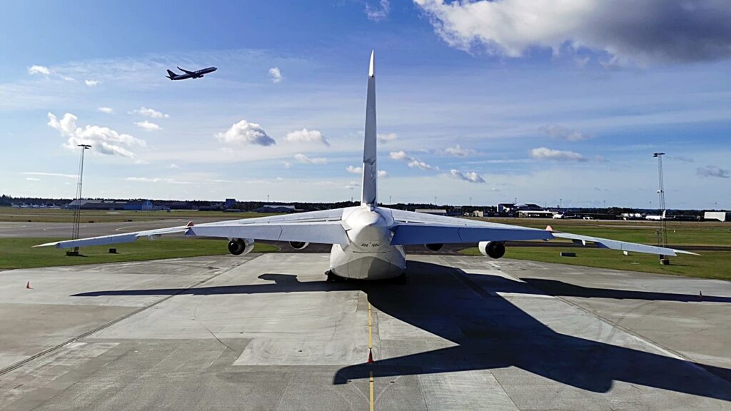 Antonov 124 - Fraktfly - Billund lufthavn