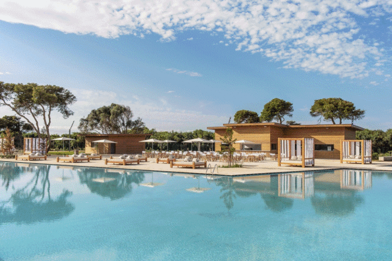 Bildestrøm - Radisson Hotels - 2022