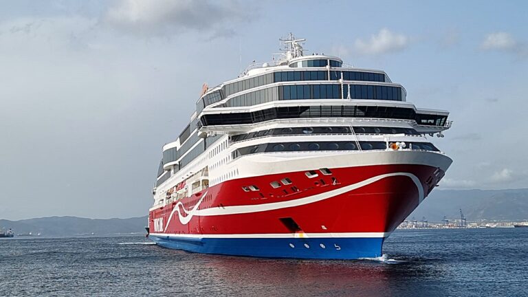 Viking Glory - Cruiseferje - Østersjøen - Viking Line 2022