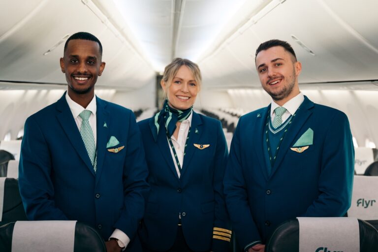 Cabin crew - Boeing 737 - Flyr - 2022