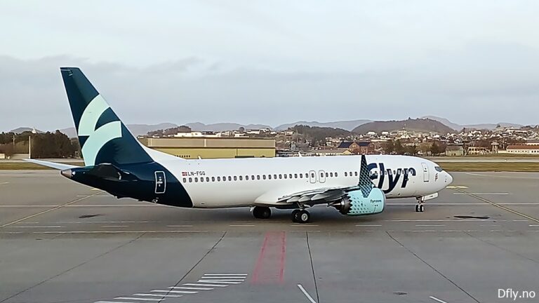 Boeing 737-8 - Flyr - Stavanger lufthavn