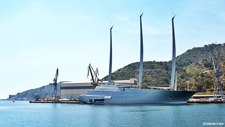 SY A - Luksusyacht- russisk oligark - Cartagena - Spana