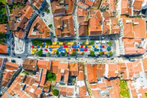 Dronefoto - Frukt og grønnsakmarked - Caldas da Rainha - Portugal