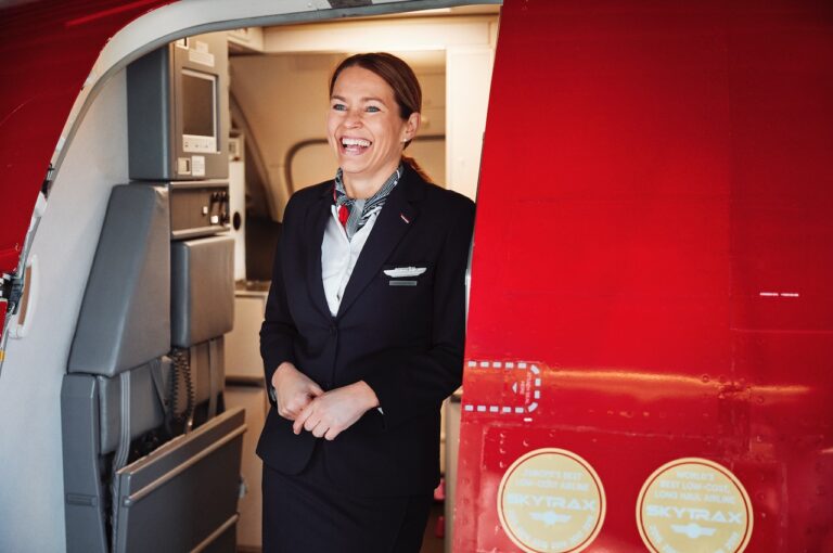 Kabincrew - Munnbind - Flyvninger - Norwegian - april 2022