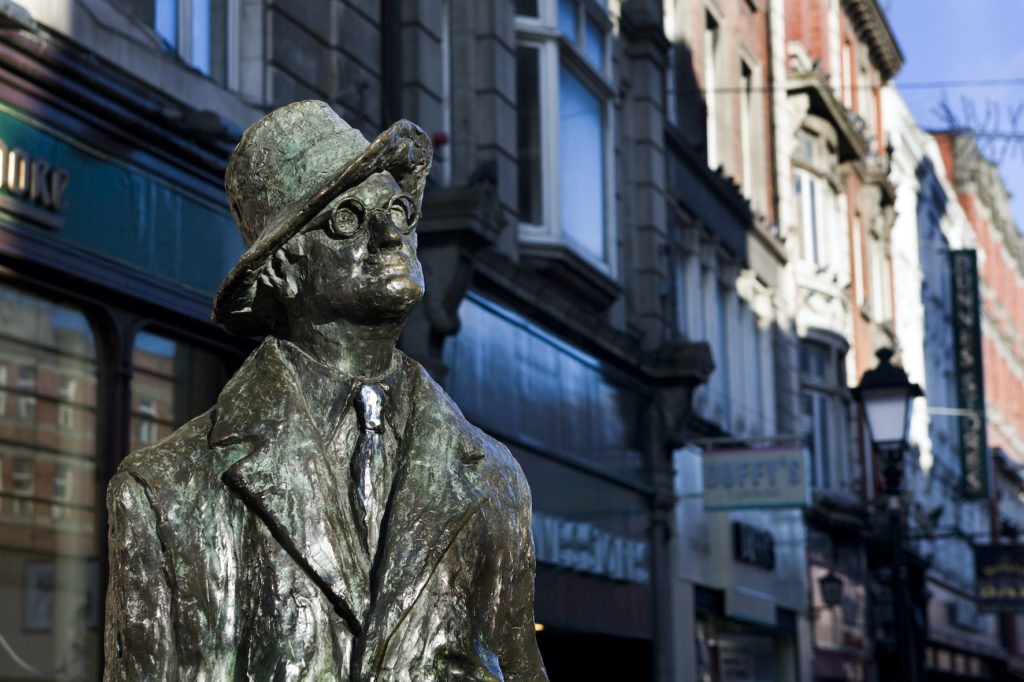 James Joyce - Statue - Marjorie Fitzgibbon - North Earl Street - Dunlin - Irland