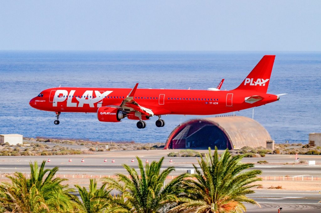TF-AEW - Gran Canaria - Play Airlines - Airbus A 321neo