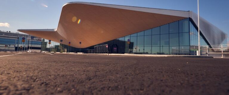 Terminal - Helsingfors flygplats - Helsinki Airport - Finland - Finavia - Amadeus