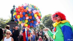 Ballongslipp - Åpning - Gladmatfestivalen - Stavanger - 2015