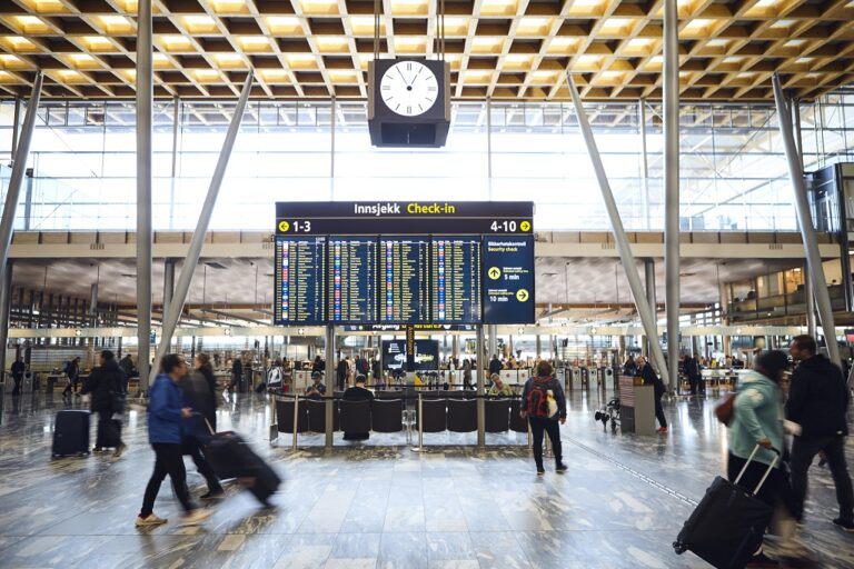 Avgangshall - Oslo lufthavn - Gardermoen - 2022