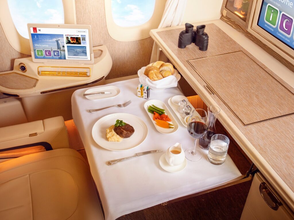 Nye menyer - Emirates - Flyselskap - Dubai