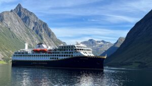 Havila Castor - Hjørundfjorden - Sunnmøre - Møre og Romsdal