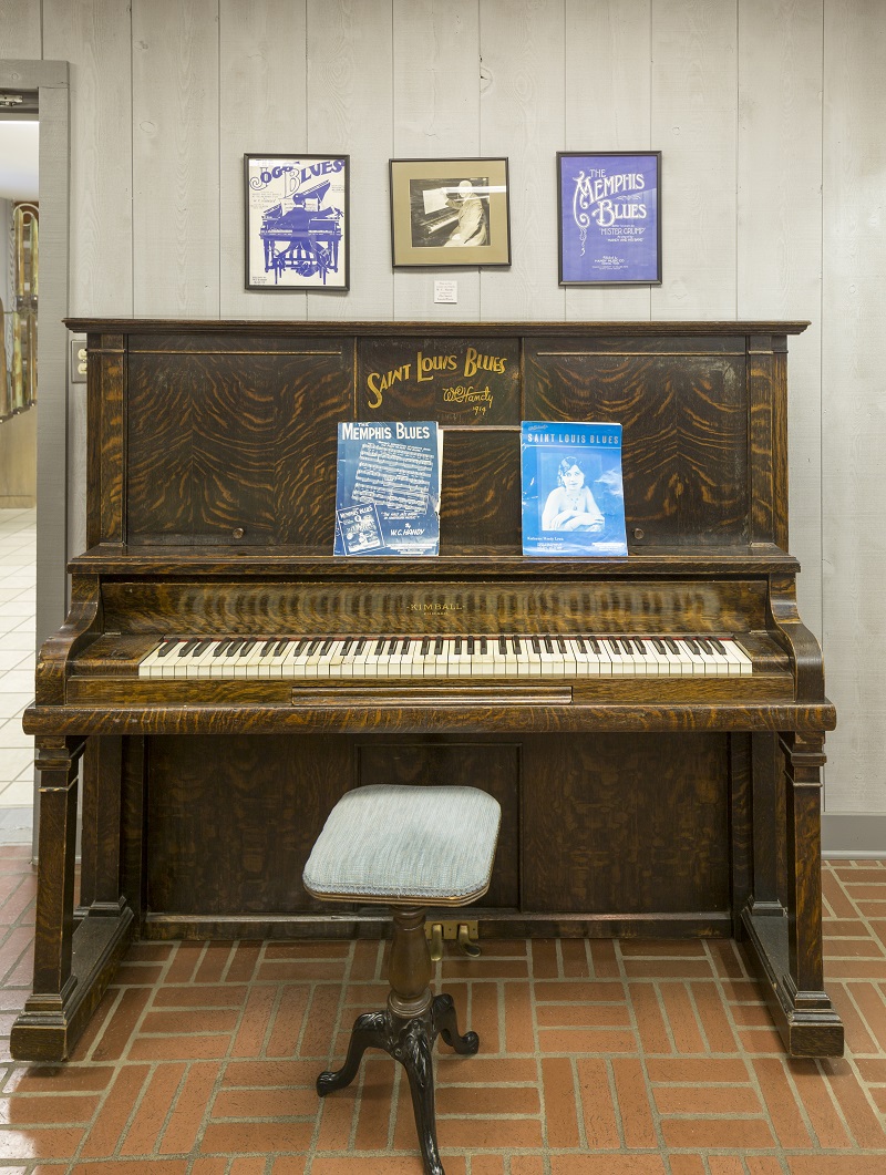Piano - W.C. Handy Home and Museum - Florence - Alabama - USA