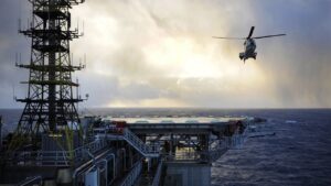 Oljeplattform - Helikopter - Equinor - lederne - Droneforbud
