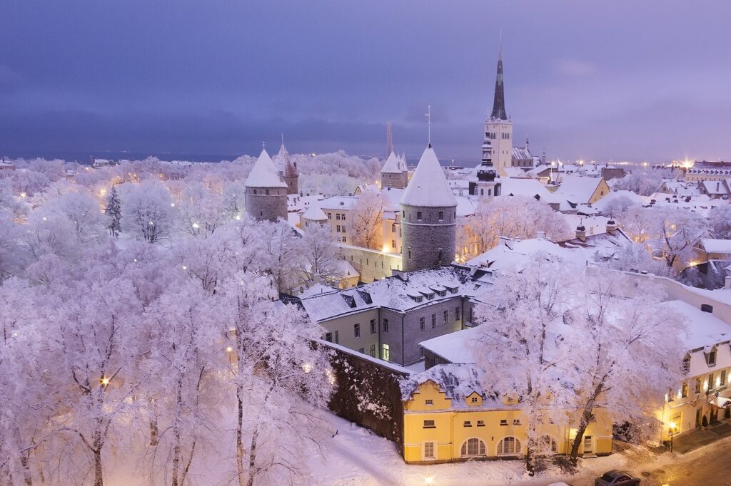 Snø - Vinter - Gamleby - Tallinn - Estland