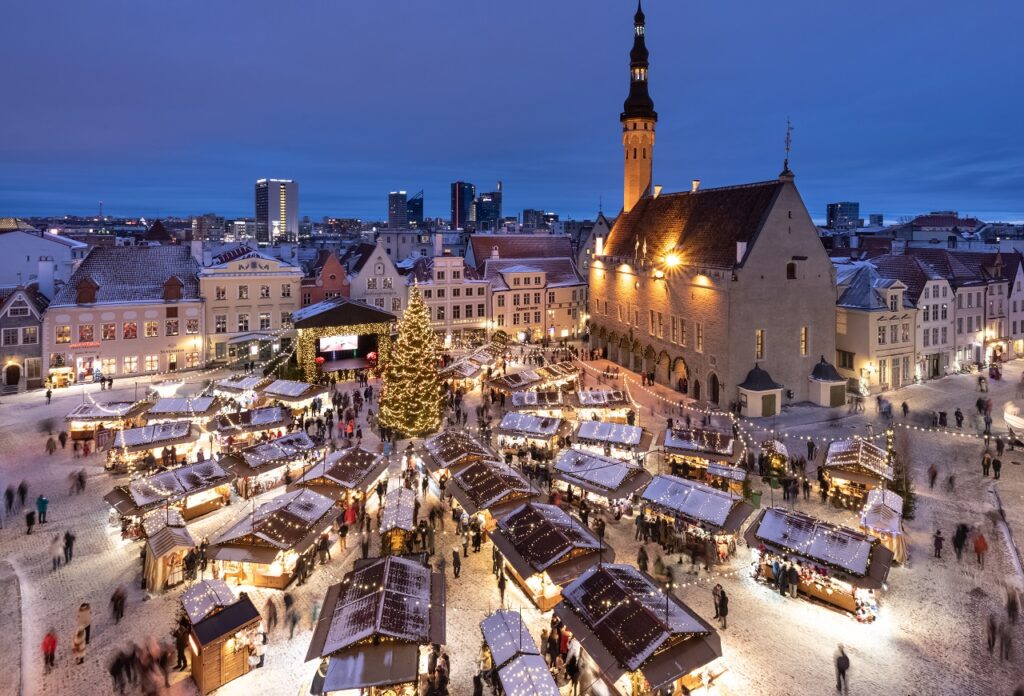 Julemarked - Rådhustorget - Rådhuset - Gamlebyen - Vana Linn - Tallinn - Estland