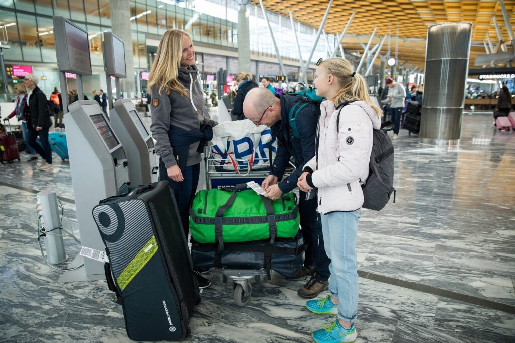 Innsjekk - Familie - Terminal - Oslo lufthavn - Gardermoen
