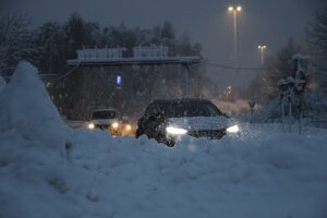 Snøkaos - Vinterføre - Sommerdekk - If Forsikring
