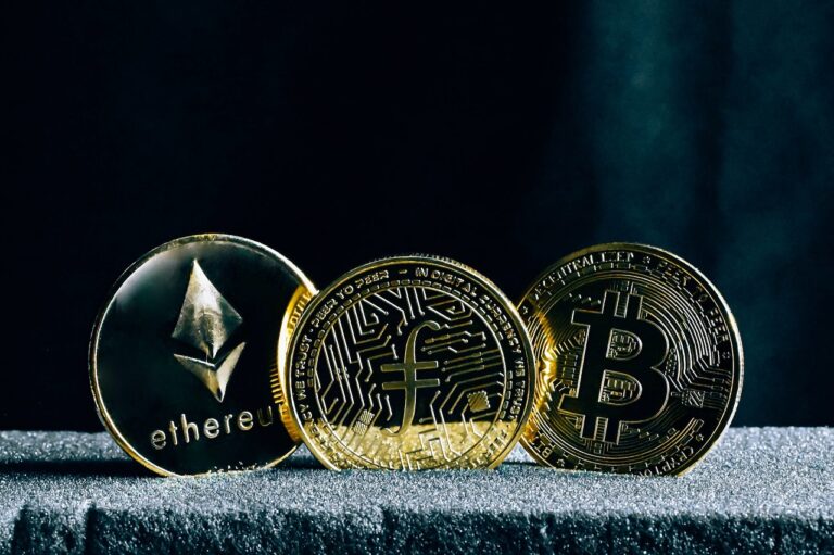 Mynter - Coins - Kryptovaluta - Bitcoins - Photo by Traxer on Unsplash