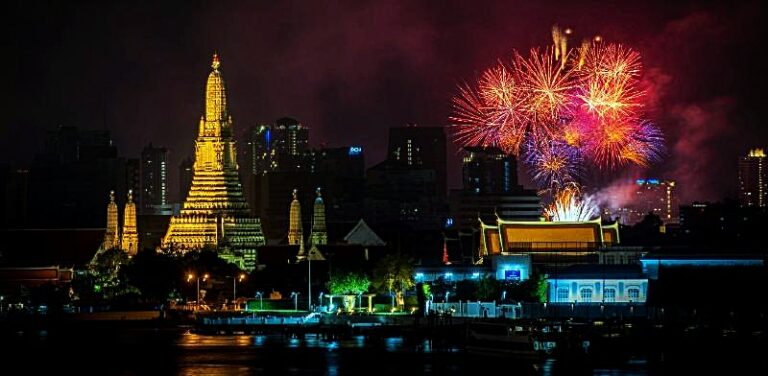 Bangkok - Thailand - Fyrverkeri - Festivaler