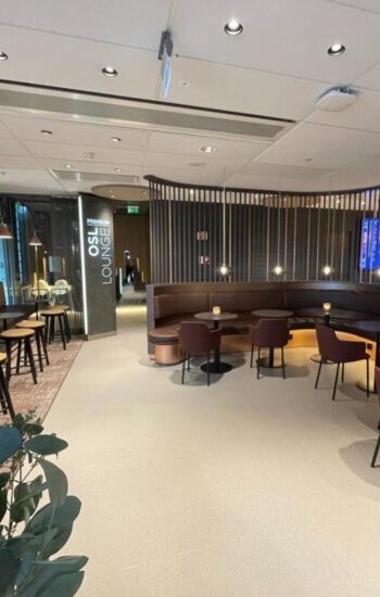 Oslo lufthavns lounge på utland har gjennomgått omfattende oppussing (Foto:  Avinor)