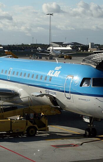 KLM - Embraer 190 - Billund